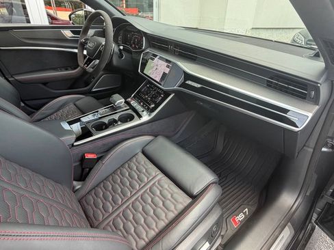 Used 2023 Audi RS 7 Sportback AWD/4WD image 34