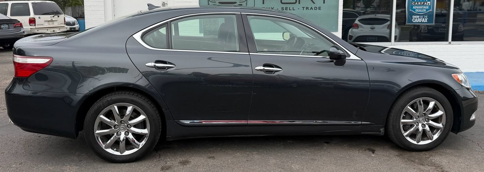 Used 2007 Lexus LS 460 RWD image 2