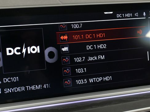 Used 2021 BMW X7 xDrive40i w/ Executive Package image 57