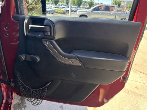Used 2013 Jeep Wrangler Sport AWD/4WD image 25