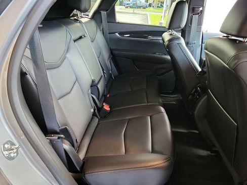 Certified 2025 Cadillac XT5 Premium Luxury image 23