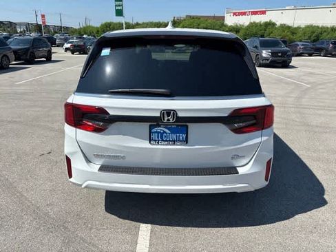 Used 2026 Honda Odyssey EX-L image 4