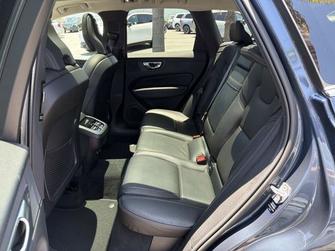 Used 2020 Volvo XC60 T6 Inscription w/ Protection Package Premier AWD/4WD image 23