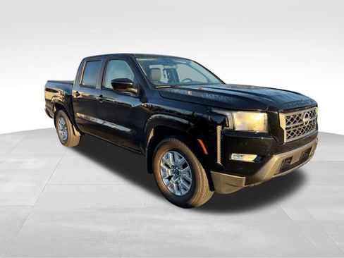 Used 2024 Nissan Frontier SV w/ SV Convenience Package image 2