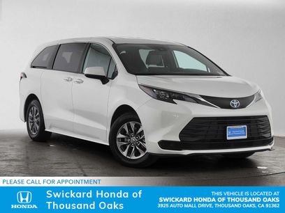 Used 2025 Toyota Sienna LE