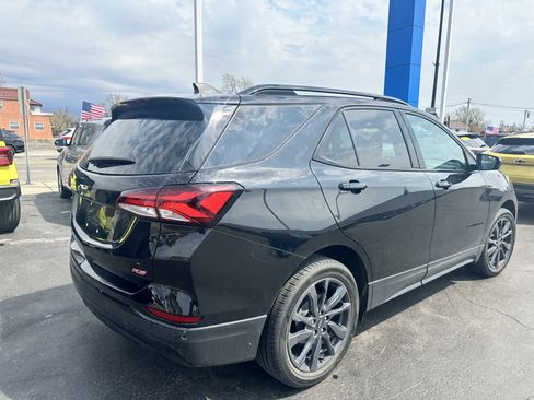 Used 2024 Chevrolet Equinox RS w/ LPO, Floor Liner Package FWD image 8