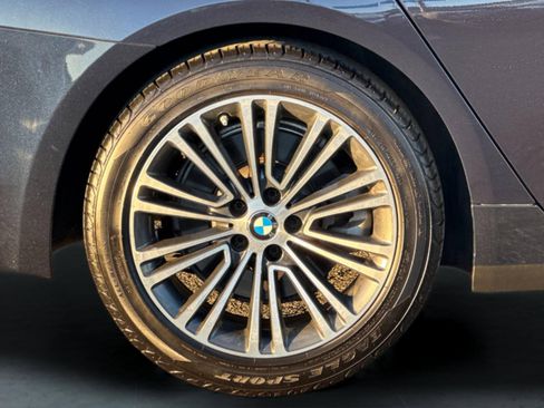 Used 2017 BMW 530i image 25