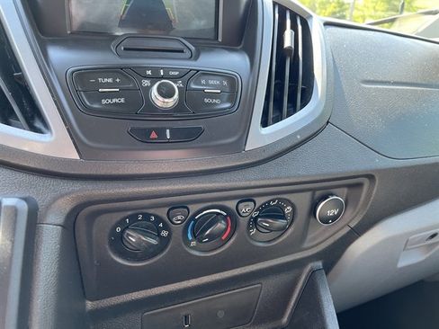 Used 2018 Ford Transit 350 XLT RWD image 26