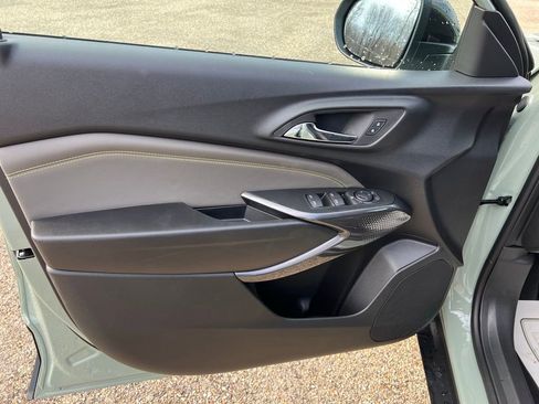 New 2026 Chevrolet Trax ACTIV w/ Driver Confidence Package FWD image 22