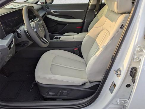 Certified 2025 Hyundai Sonata SEL image 4