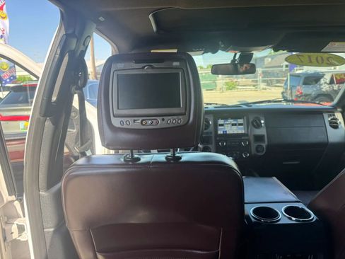 Used 2017 Ford Expedition Platinum RWD image 21