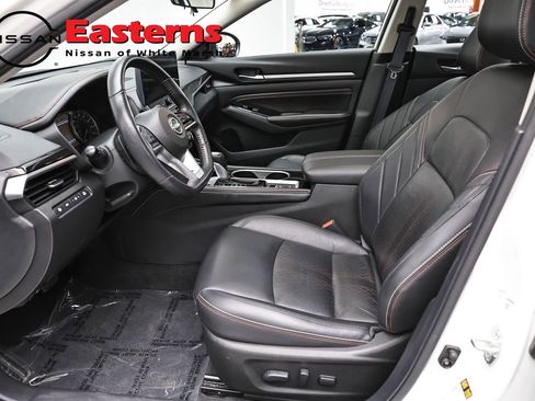 Used 2023 Nissan Altima 2.0 SR FWD image 14