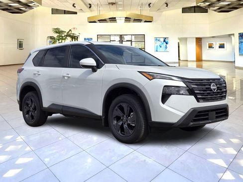 New 2026 Nissan Rogue SV w/ Cold Weather Package FWD image 2