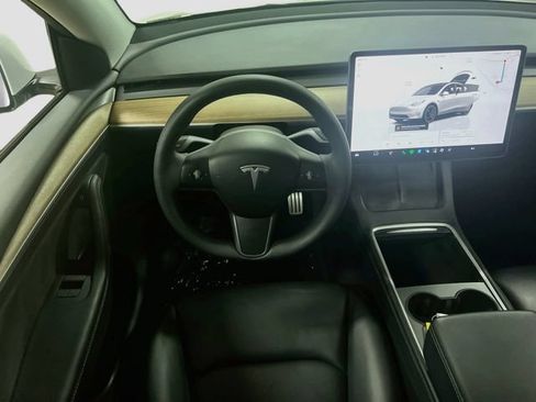 Used 2023 Tesla Model Y Performance AWD/4WD image 23