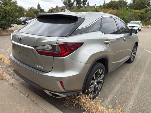 Used 2017 Lexus RX 350 AWD image 2