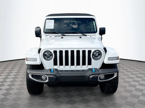 Used 2022 Jeep Wrangler Unlimited Sahara image 2