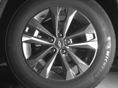 Used 2025 Chevrolet Equinox LT image 14