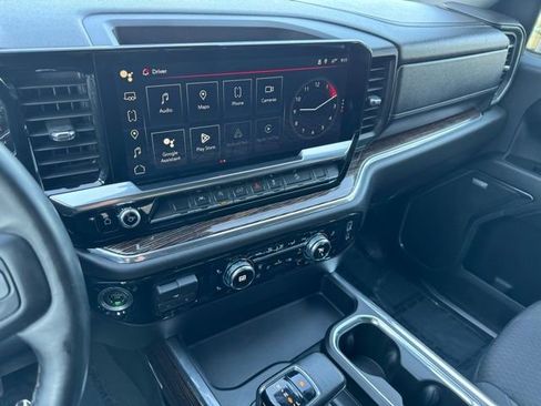Certified 2024 GMC Sierra 1500 Elevation w/ Preferred Package AWD/4WD image 13