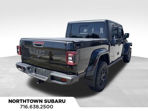 Used 2022 Jeep Gladiator Sport AWD/4WD image 4