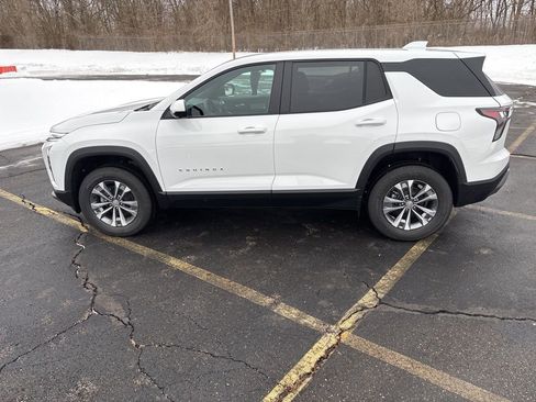 New 2026 Chevrolet Equinox LT w/ Convenience Package II image 5