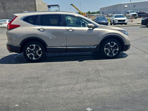 Used 2018 Honda CR-V Touring image 10