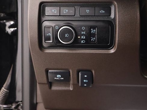 Certified 2023 Ford F450 King Ranch w/ Chrome Package image 27