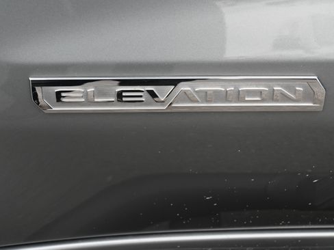 Used 2025 GMC Sierra 1500 Elevation image 34