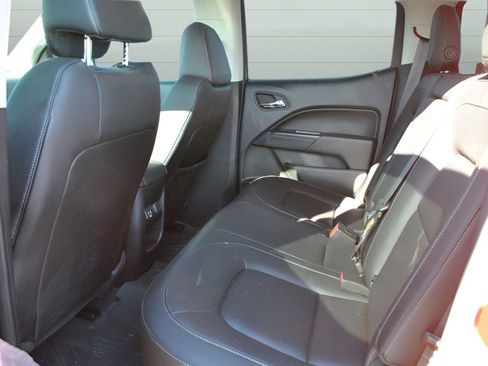 Used 2019 Chevrolet Colorado ZR2 w/ LPO, Power Package AWD/4WD image 14