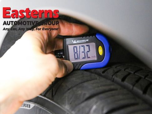 Used 2023 Subaru Outback Touring XT AWD/4WD image 27