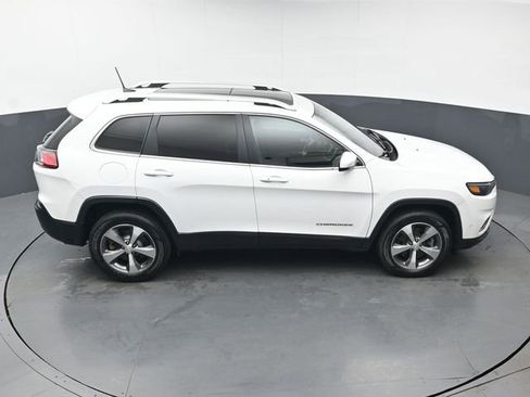 Used 2021 Jeep Cherokee Limited w/ Elite Package AWD/4WD image 38
