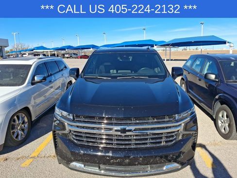 Used 2024 Chevrolet Suburban LT w/ LT Signature Package image 13