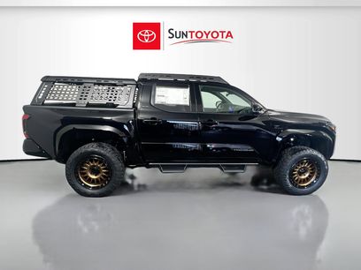 New 2025 Toyota Tacoma SR5