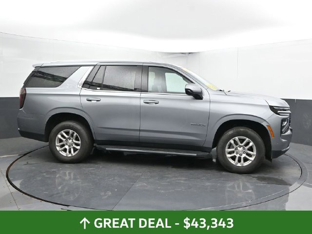Used 2025 Chevrolet Tahoe LT AWD/4WD image 4