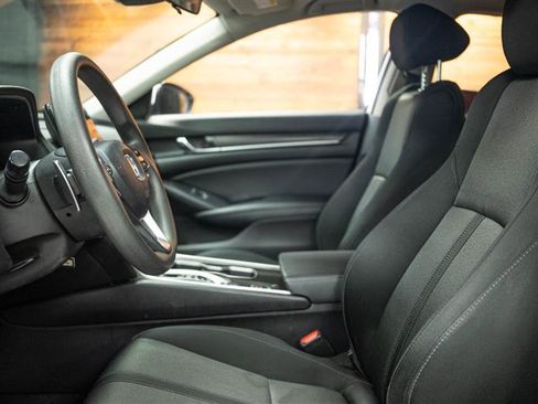 Used 2021 Honda Accord EX image 8
