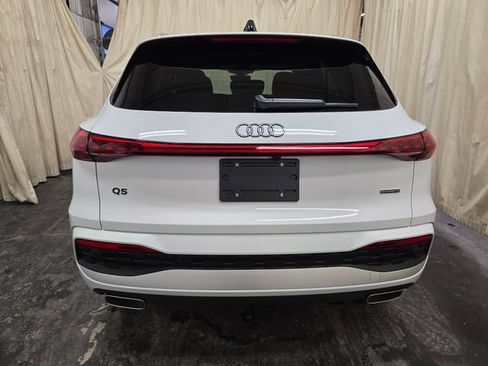 Used 2025 Audi Q5 Premium Plus w/ Premium Plus AWD/4WD image 8