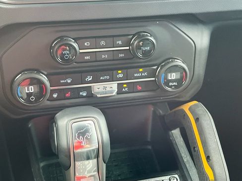 Used 2024 Ford Bronco Badlands AWD/4WD image 21