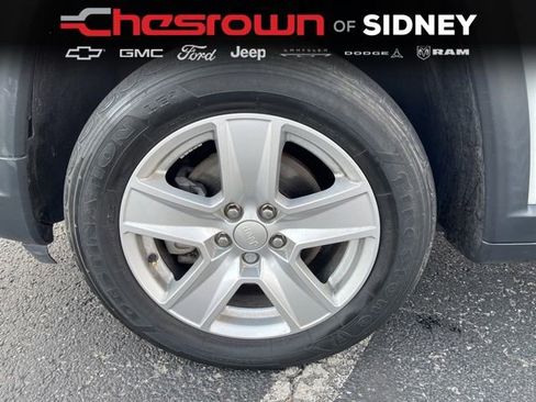Used 2022 Jeep Compass Latitude AWD/4WD image 17