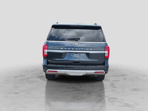 Used 2022 Ford Expedition XLT RWD image 7