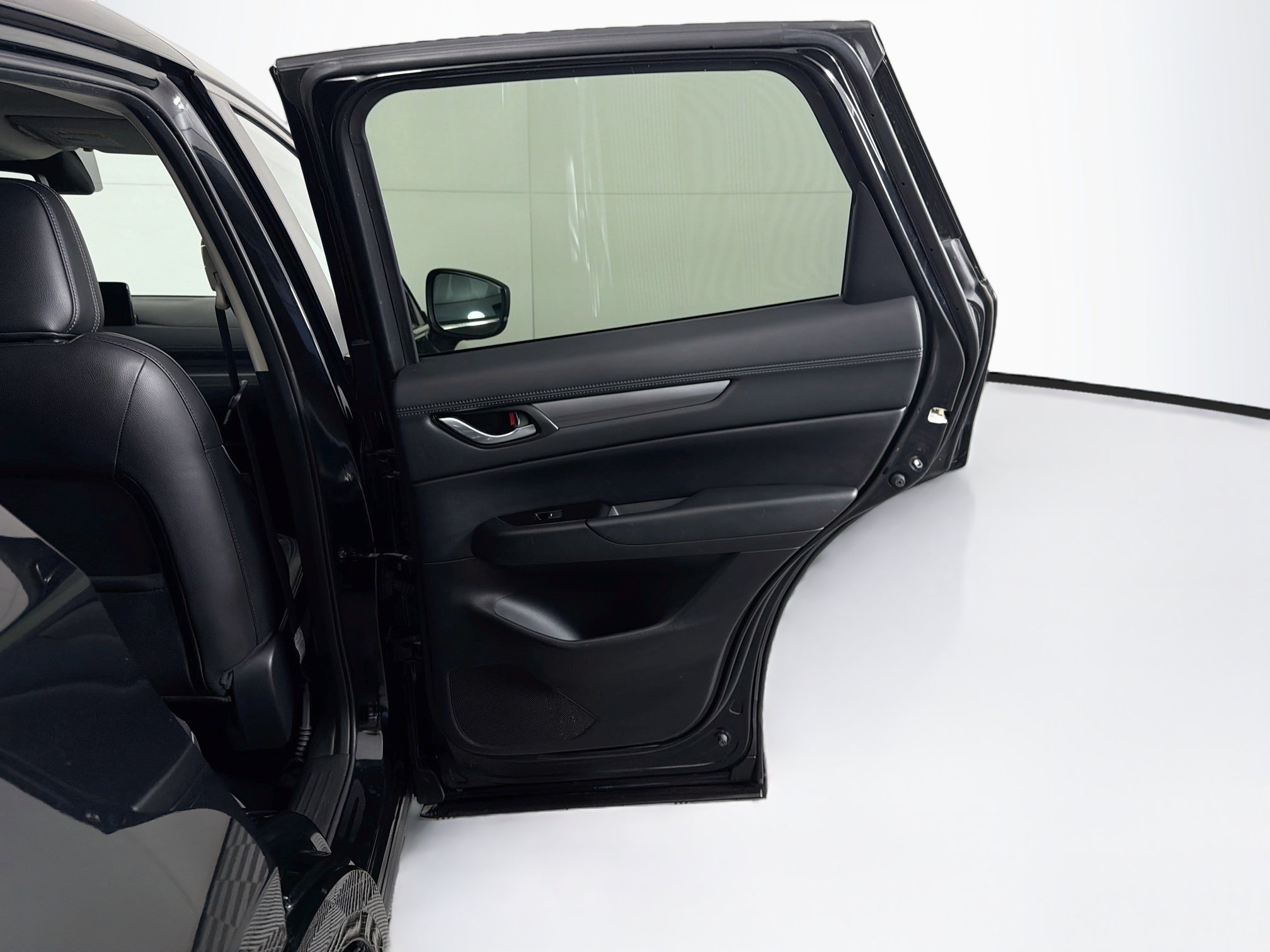Used 2025 MAZDA CX-5 AWD 2.5 S w/ Preferred Package image 32