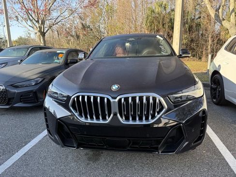 Used 2026 BMW X6 xDrive40i image 2