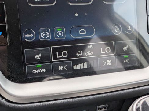 Certified 2024 Subaru Outback Premium AWD/4WD image 38