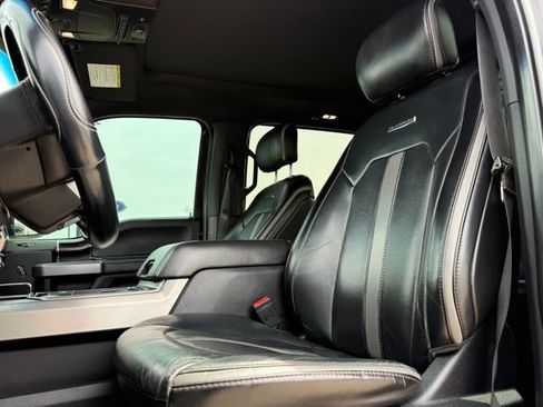 Used 2019 Ford F250 Platinum w/ Platinum Ultimate Package AWD/4WD image 16