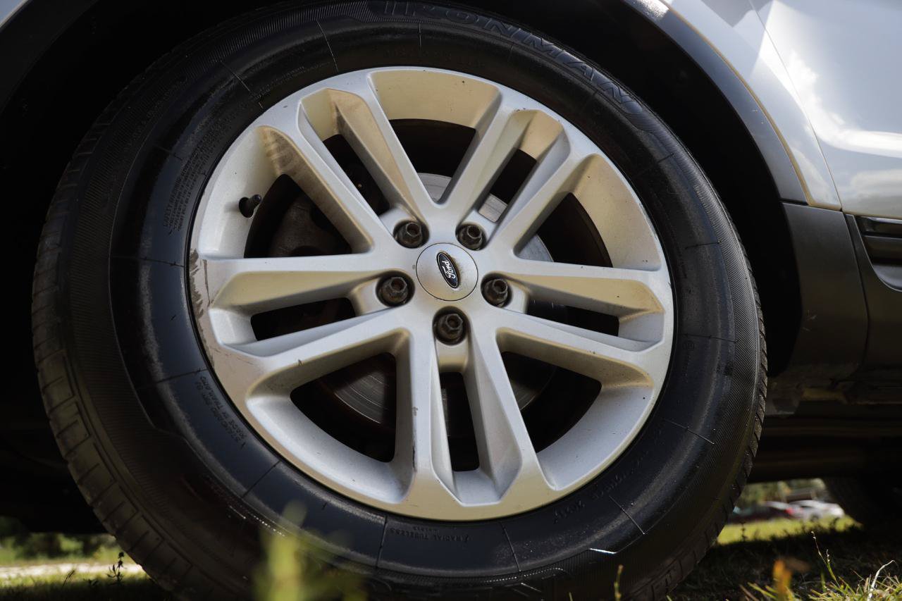 Used 2013 Ford Explorer FWD image 30
