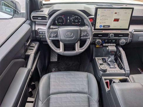 New 2026 Toyota 4Runner TRD Off-Road Premium AWD/4WD image 17