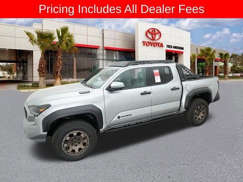 New 2025 Toyota Tacoma 4x4 Double Cab Hybrid image 2