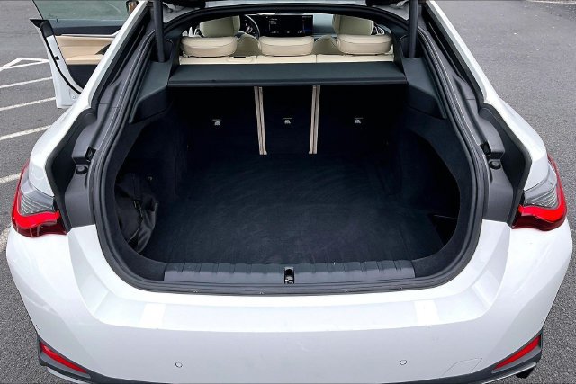 Used 2023 BMW i4 eDrive40 w/ Parking Assistance Package RWD image 34