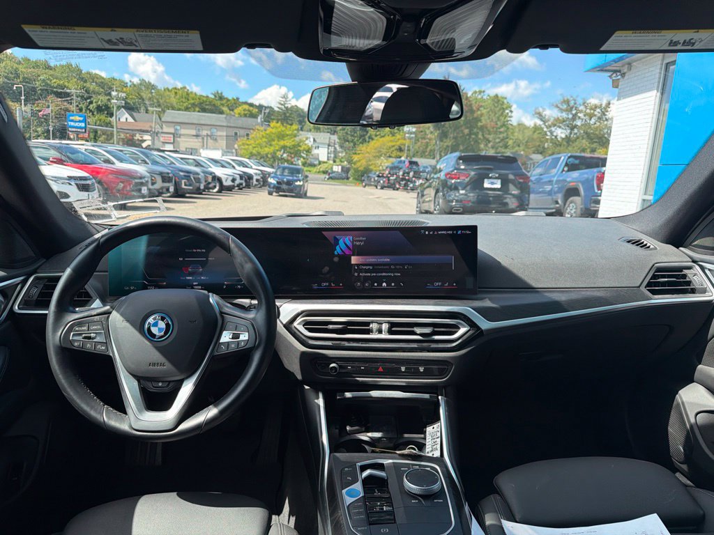 Used 2024 BMW i4 eDrive35 w/ Premium Package RWD image 9