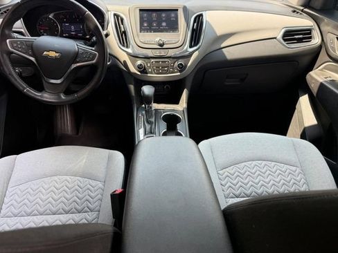 Used 2022 Chevrolet Equinox LT FWD image 11
