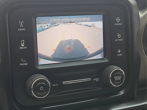 Used 2020 Jeep Wrangler Unlimited Sport S AWD/4WD image 19