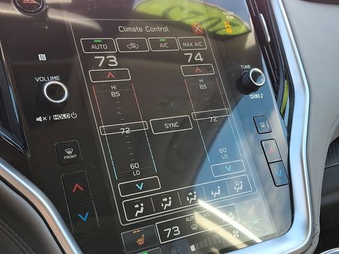 Used 2023 Subaru Outback Premium image 16